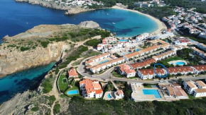 Stunning sea views apartment, pool, 5 min walk to beach, Winner of 2025 Travellers Choice award
